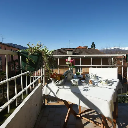 Apartment Dama Del Ginevra *