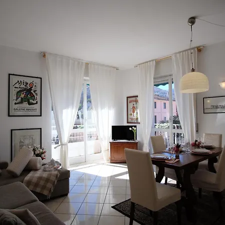 Apartment Dama Del Ginevra Stresa