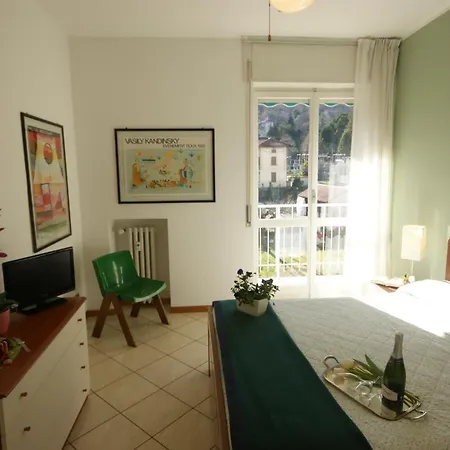 Apartment Dama Del Ginevra