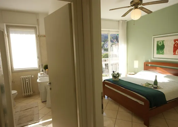 Dama Del Ginevra 스트레사